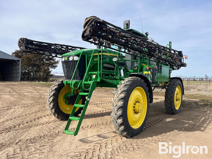 2013-john-deere-4830-image-1