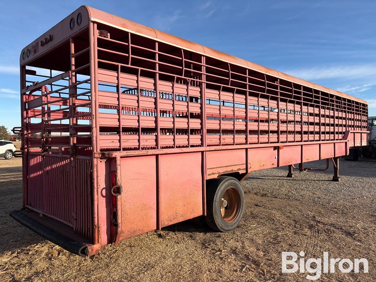 1990-gooseneck-s/a-livestock-trailer-image-6