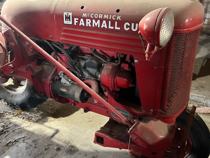 lot-17.-ihc-cub-collector-tractor,-serial-#fcb-14068,-new-tires,-been-in-the-shed-image-15