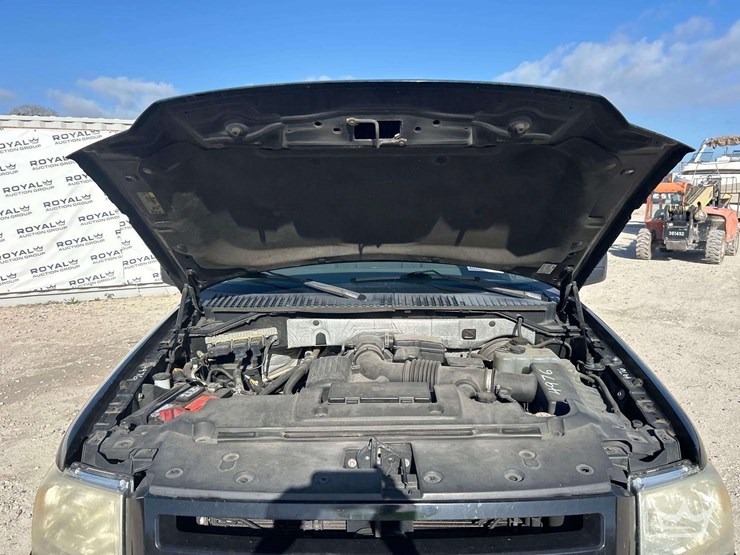 2012-ford-expedition-image-7