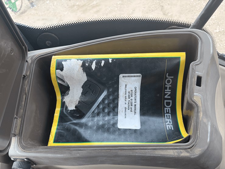 john-deere-6110r-image-27