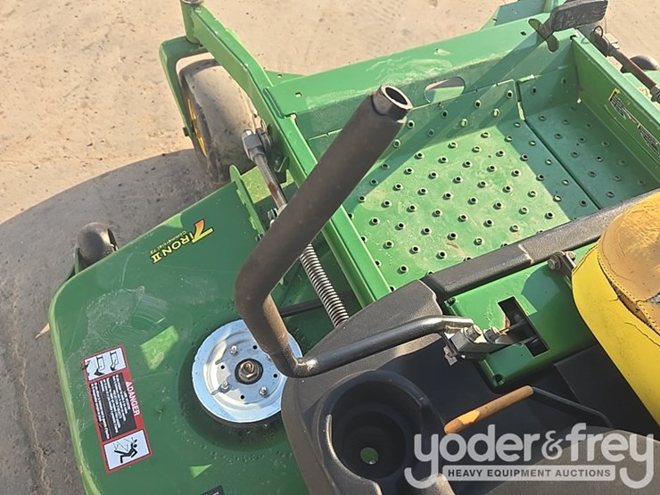 john-deere-72-image-38