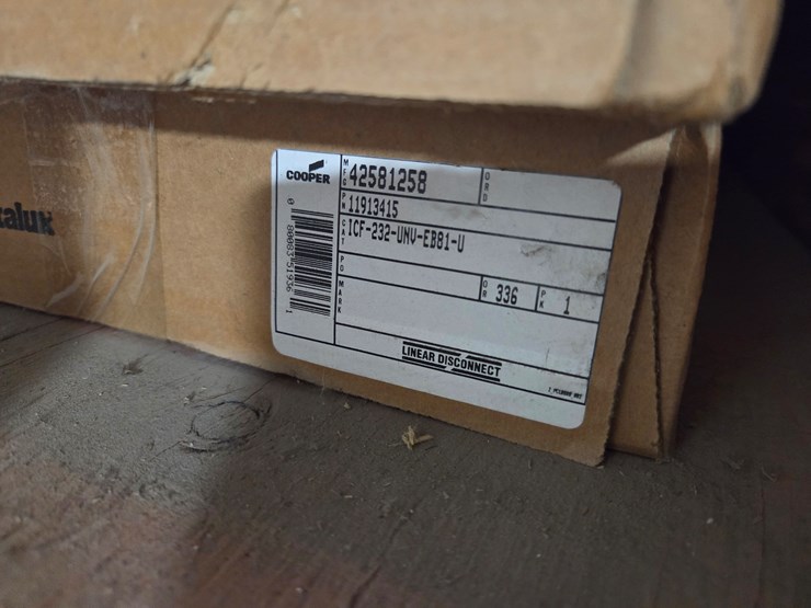 #5390-•-misc.-lights-and-light-guards-image-5