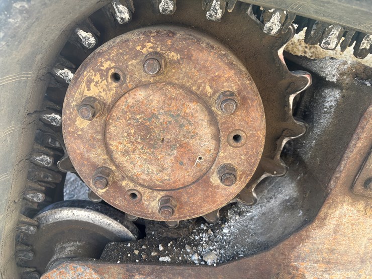 2007-bobcat-t300-image-47