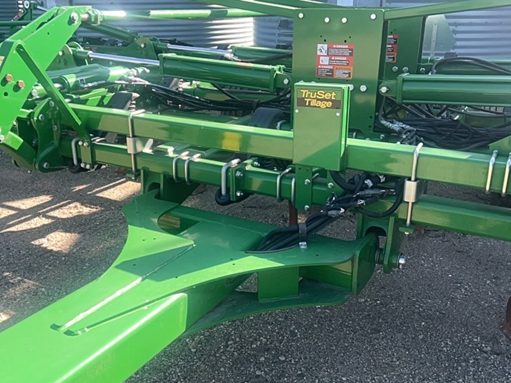 2022-john-deere-52-image-40