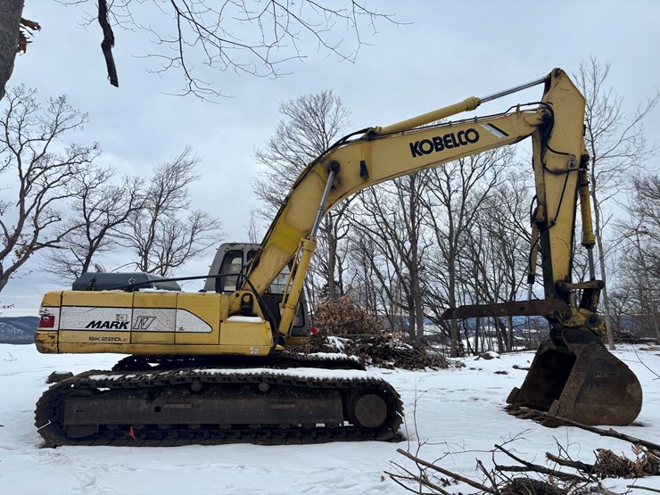 #2283-•-kobelco-sk-220-mark-iv-excavator-image-5