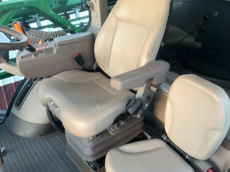 2014-john-deere-r4030-image-65