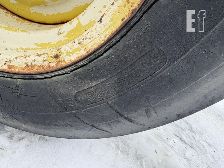 john-deere-250-image-4