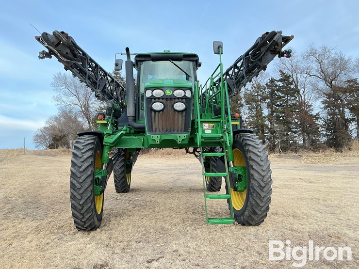 2014-john-deere-4830-image-2