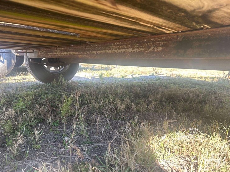 2006-hitch-and-trailers-inc.-12ft-s/a-utility-trailer-image-11