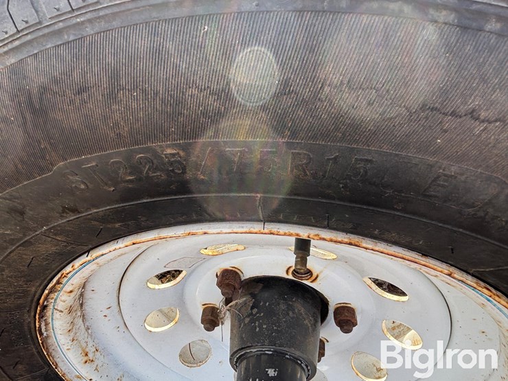 yms-36’-header-trailer-image-18