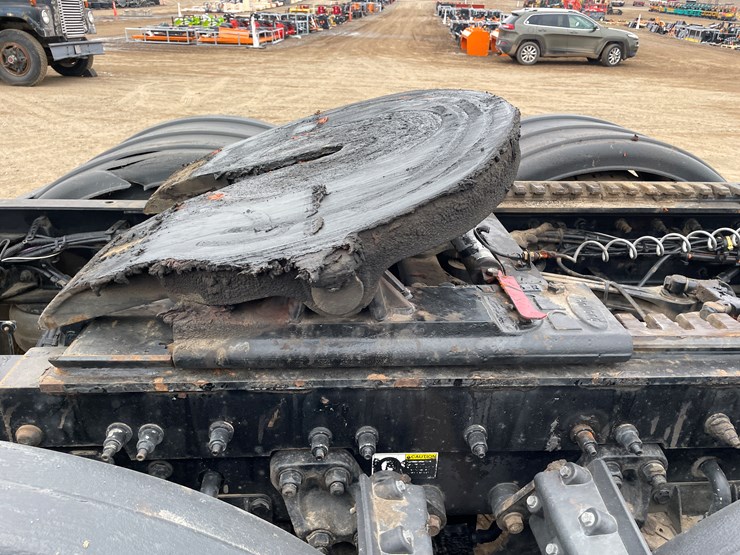 2019-kenworth-t880-image-24