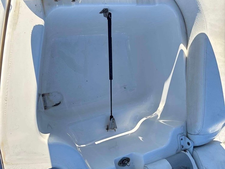 2013-29ft.-larson-lxi292-boat-with-30ft-t/a-loadmaster-boat-trailer-image-24