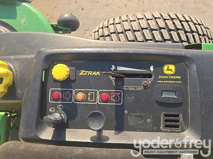 john-deere-72-image-40