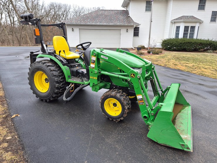 john-deere-2032r-image-6