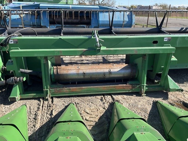 john-deere-925d-image-10