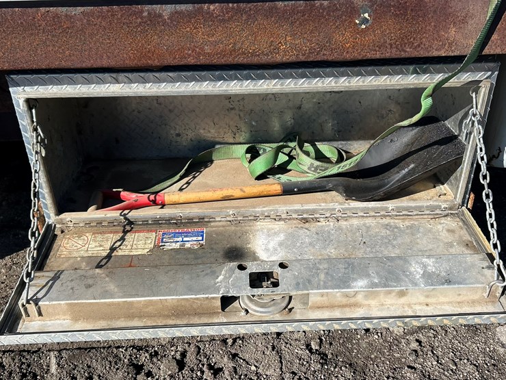 2005-ford-f550-image-23