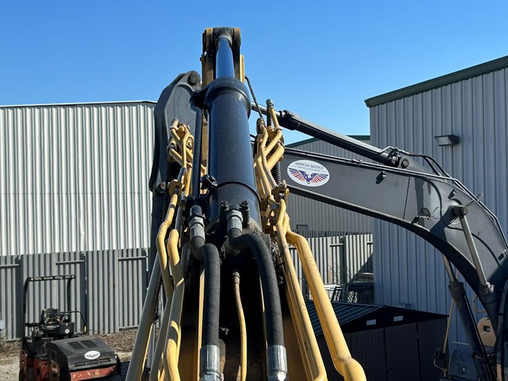 caterpillar-c4.4-image-36