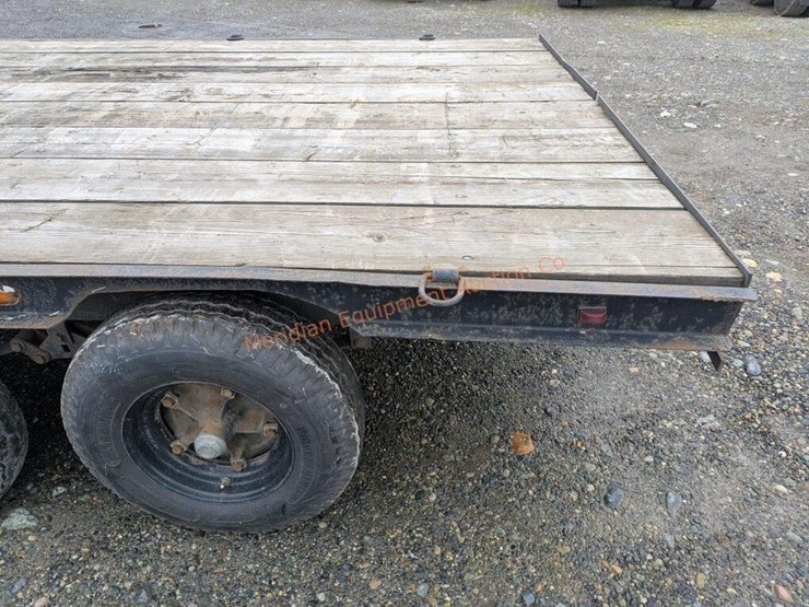 1975-utility-flatbed-image-12