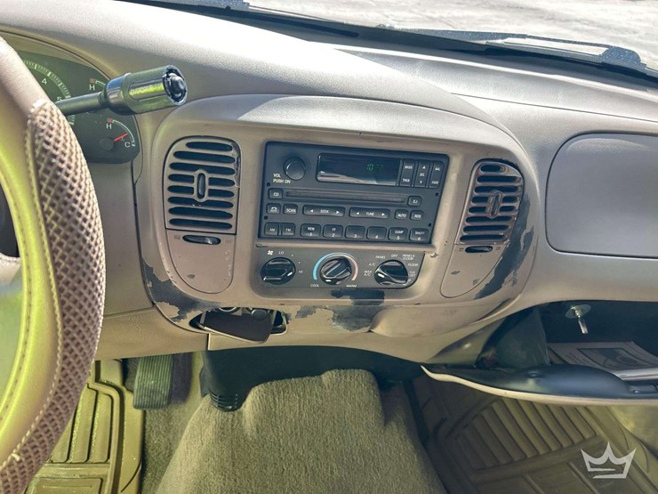 2001-ford-f150-image-15