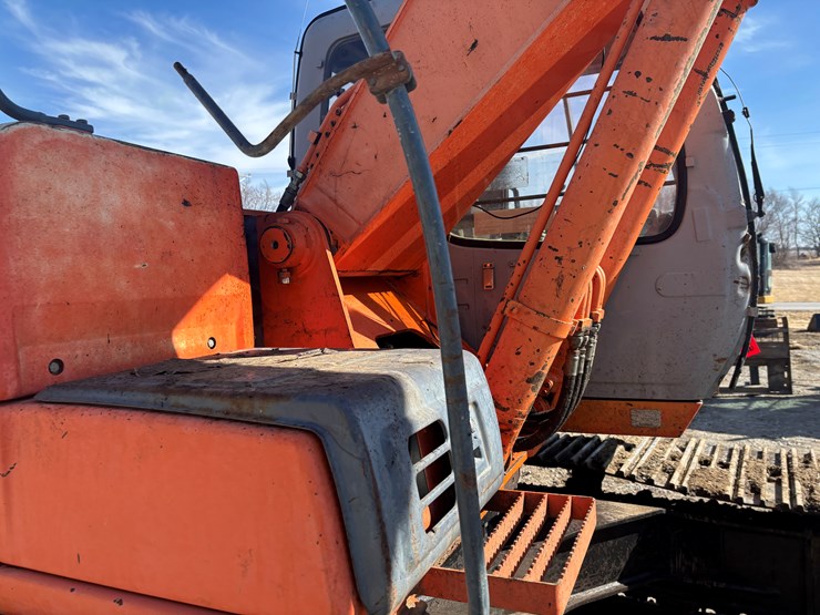 hitachi-ex200-lc-image-15