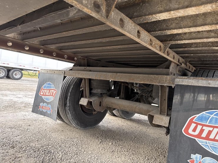 2019-utility-53'-image-14