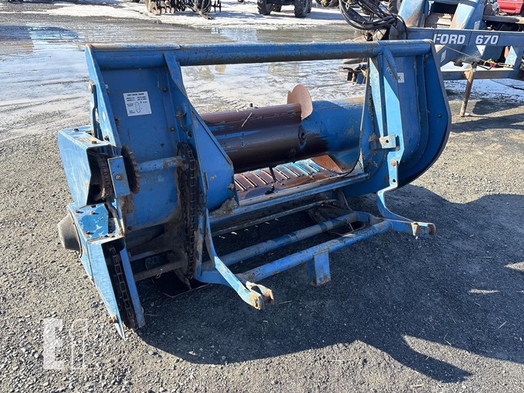 1981-ford-670-image-13