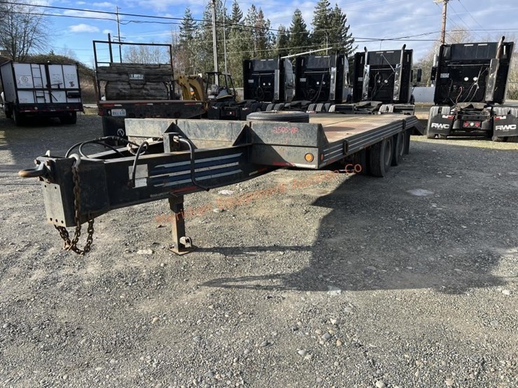 1985-international-22-image-1