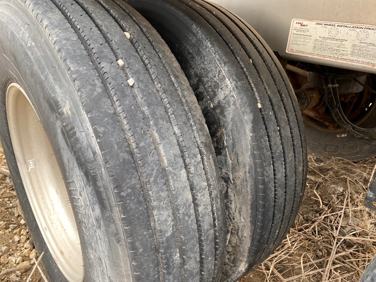 #540-•-2003-st+e-fab-insulated-6,200-gallon-tanker-trailer-(wi-title-in-delay)-(watertown,-wi)-image-15