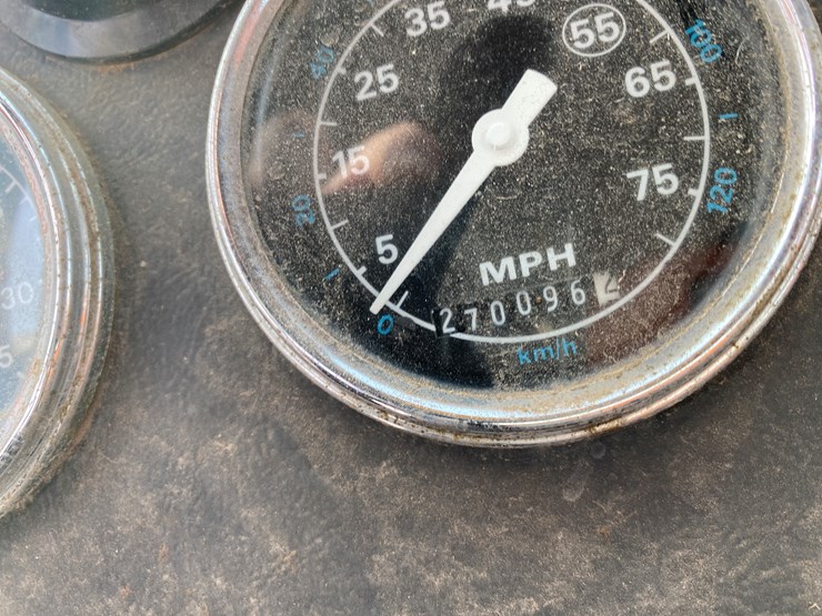 1991-ford-l9000-image-46