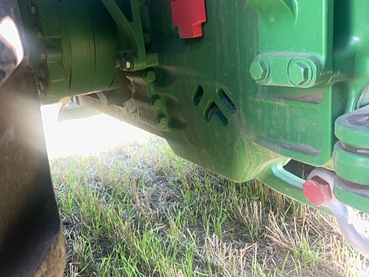 2016-john-deere-9520r-image-75