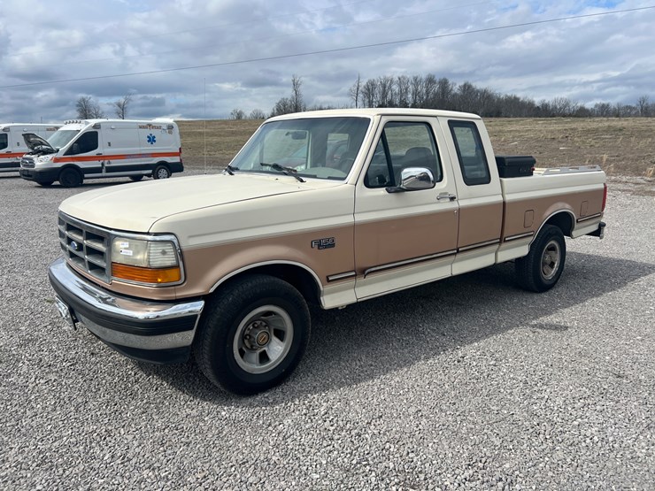 1994-ford-f150-xlt-image-1