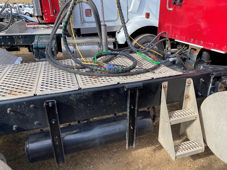 2000-kenworth-t800-image-33