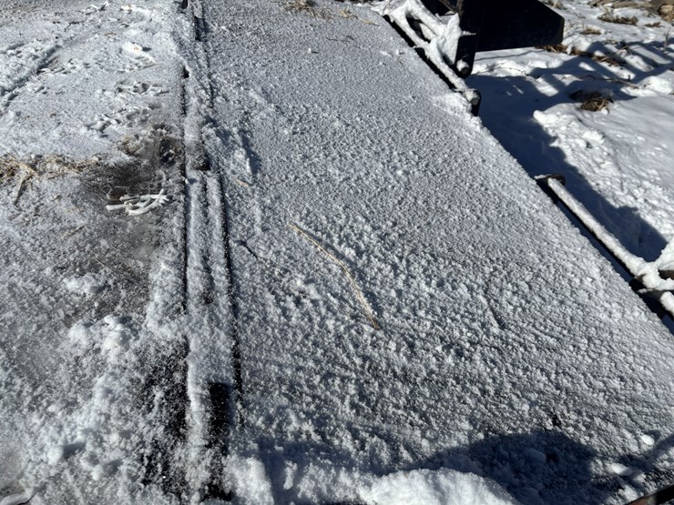 #2272-•-b-&-b-26'-equipment-trailer-image-38