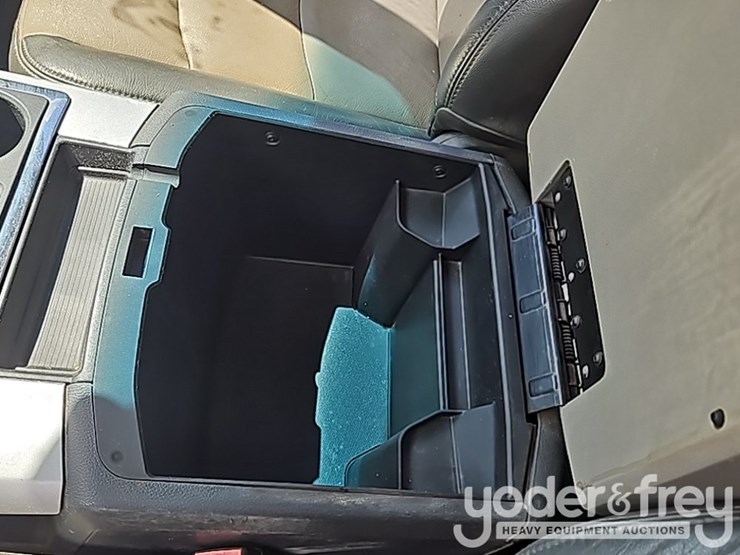 2010-dodge-ram-3500-image-49