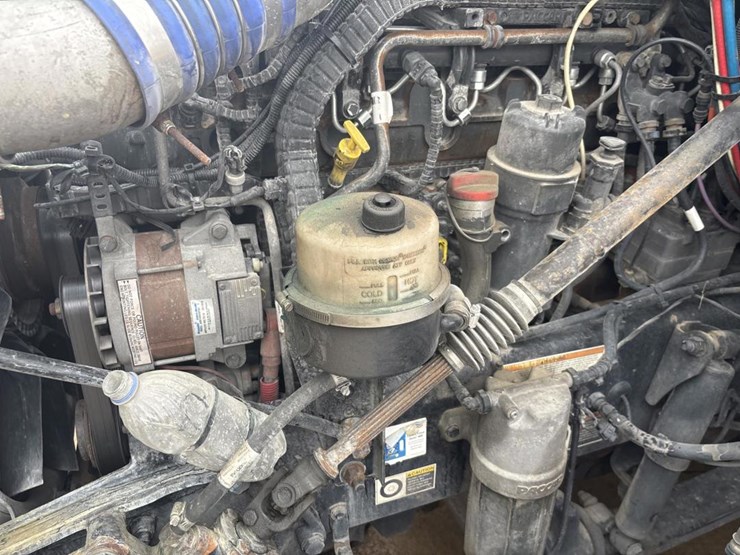 2019-peterbilt-579-image-20