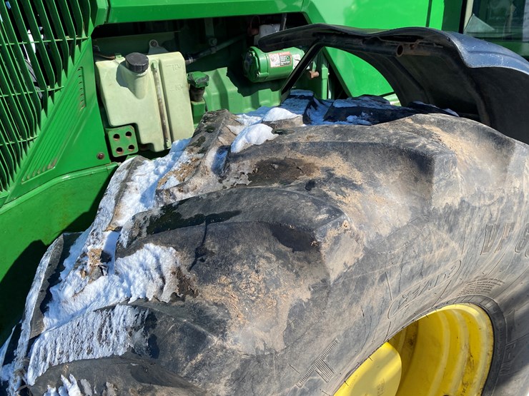 john-deere-8100-image-16