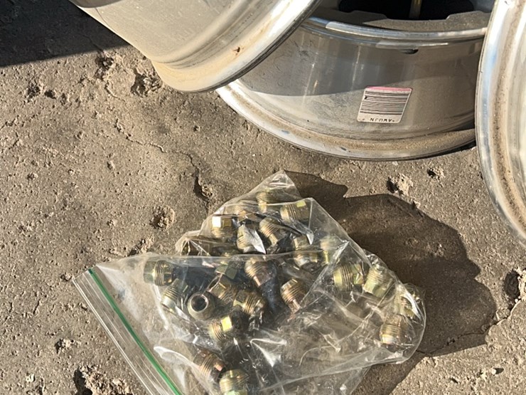 (5)-6-hole-chevy-rims,-complete-set-of-four-with-lug-nuts,-plus-one-extra-image-15