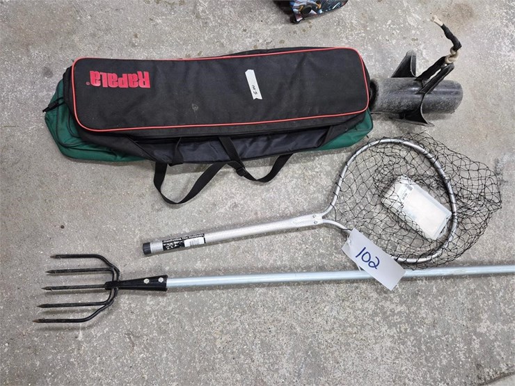 fishing-net,-sturgeon-spear,-rapala-anchor-image-1