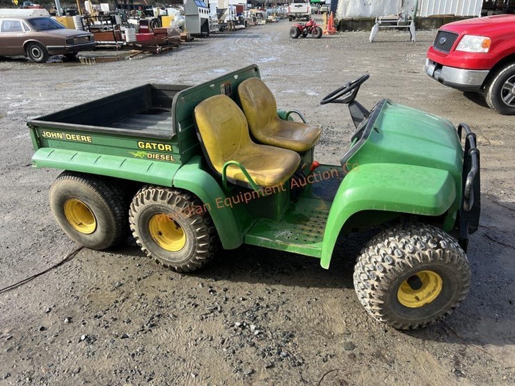 john-deere-gator-image-3