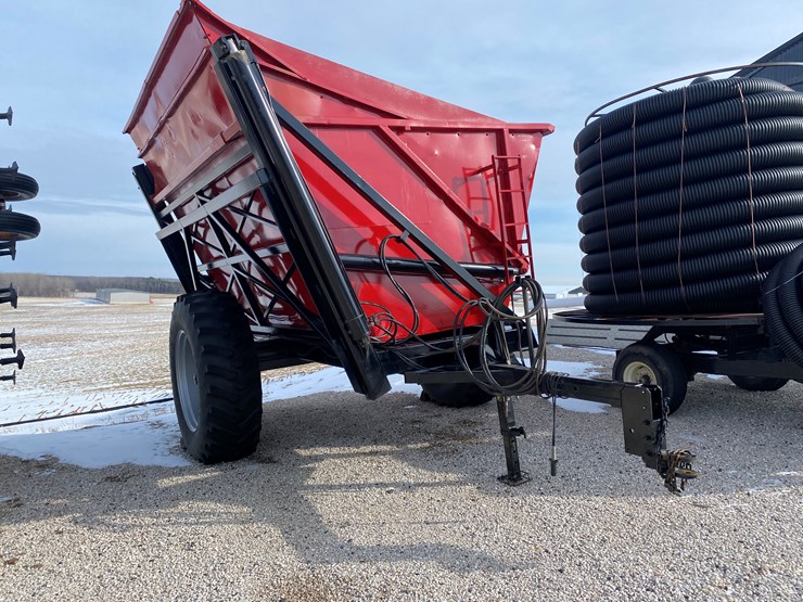 1992-byron-1512-image-3