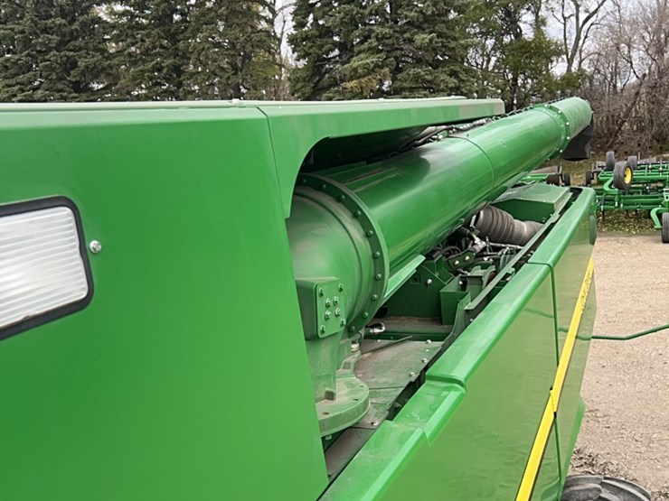 2014-john-deere-s680-image-130