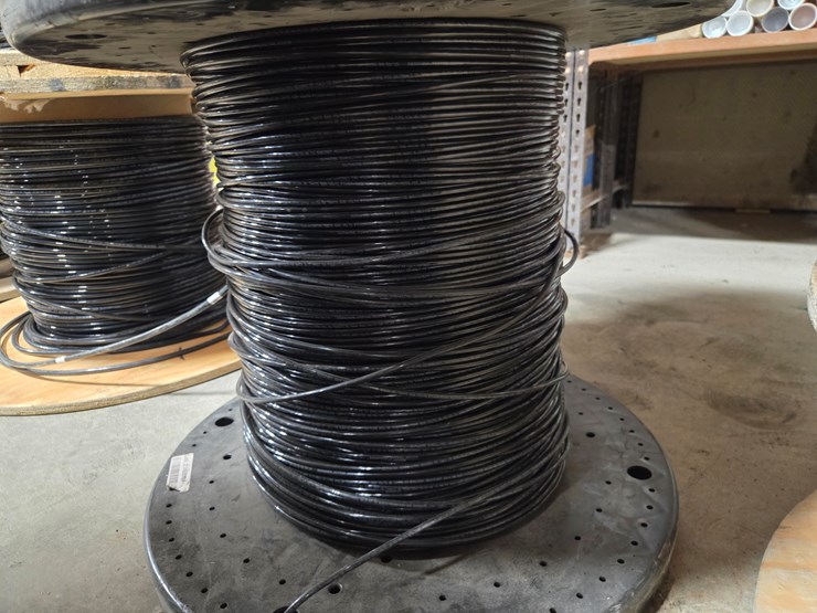 #5399-•-(2)-spools-of-2-awg-and-8-awg-copper-wire-image-2