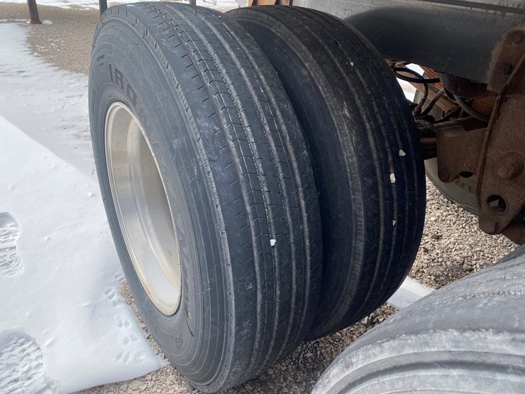 1989-walker-tanker-image-18