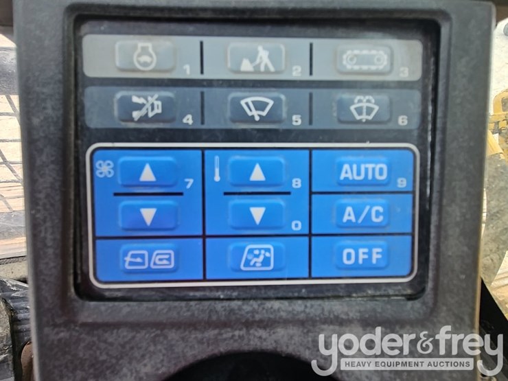 2007-komatsu-pc300-lc-8-image-39