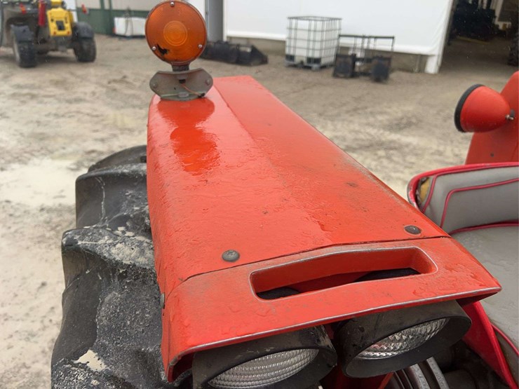 massey-ferguson-135-image-30