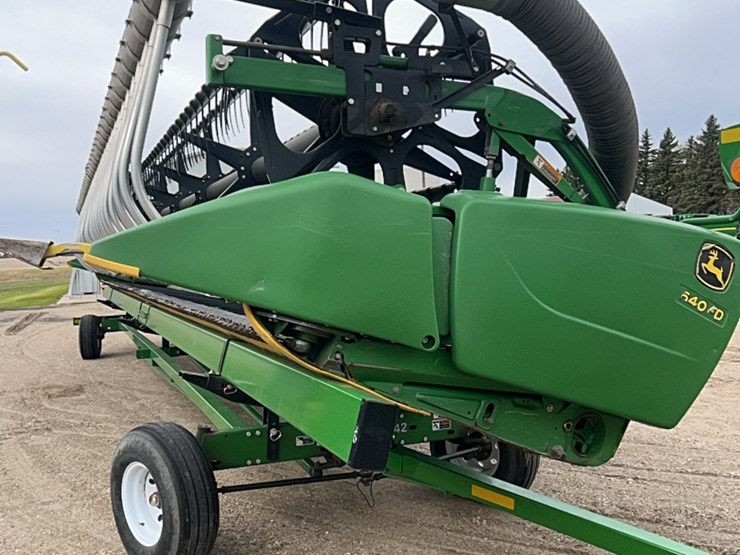 2013-john-deere-640-image-8