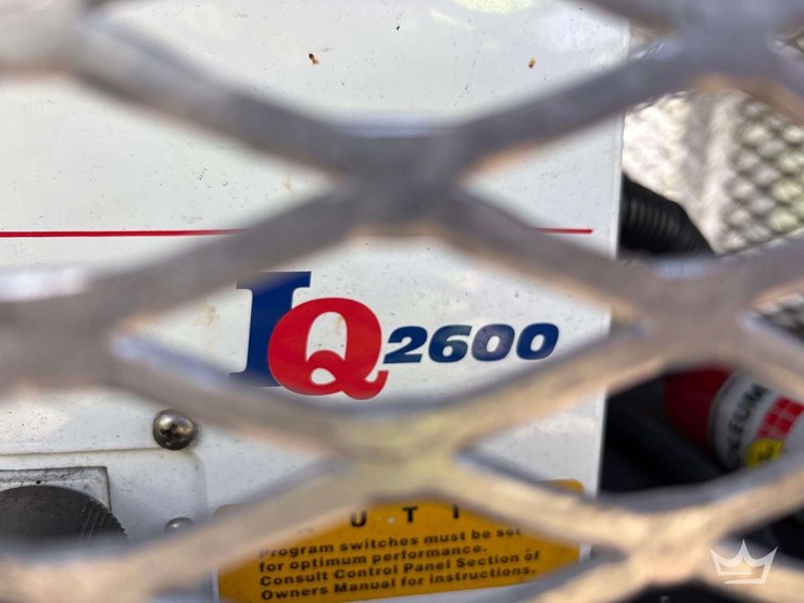 2003-freightliner-fl60-image-28