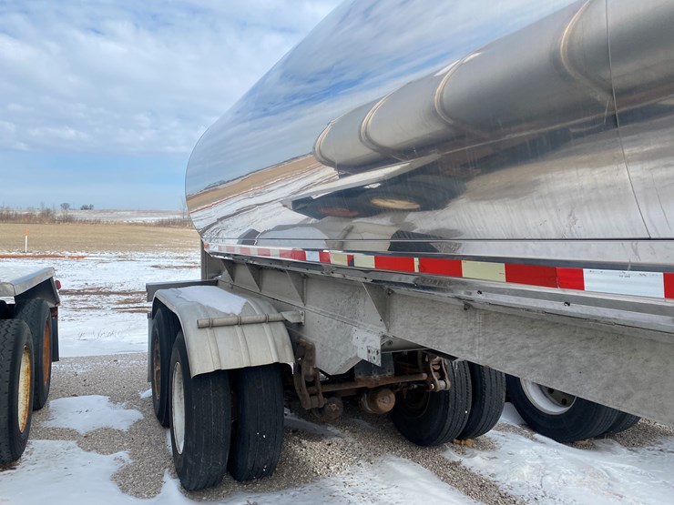 2000-walker-tanker-image-6