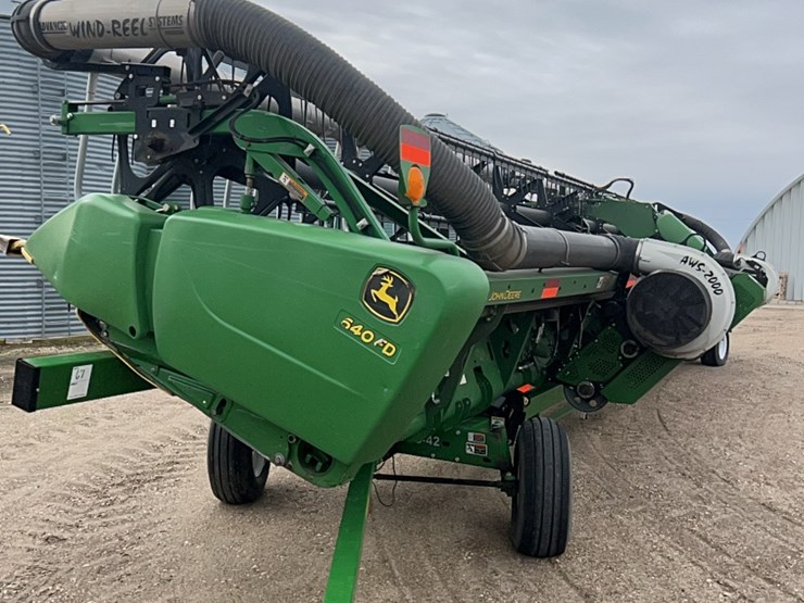 2013-john-deere-640-image-3